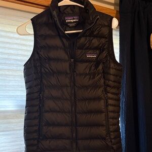 Patagonia Quilted Black Vest